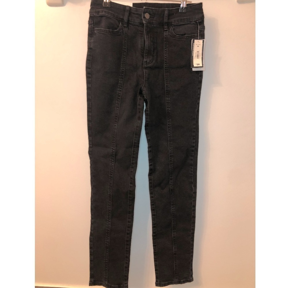 ✌🏻3/$30✌🏻 Joe Fresh: high-rise straight black jeans​​​​​​​